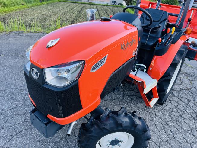 トラクター NB21SP 写真３