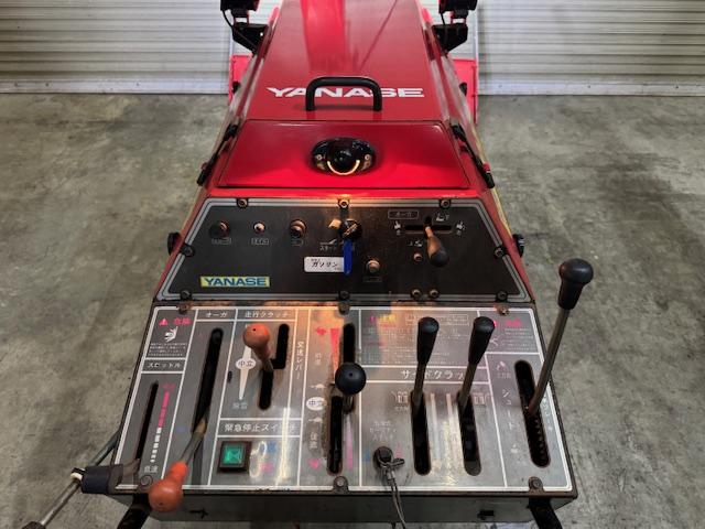 除雪機 10-16HST 写真５