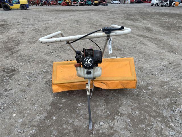 田の草刈機 PCE315 写真３