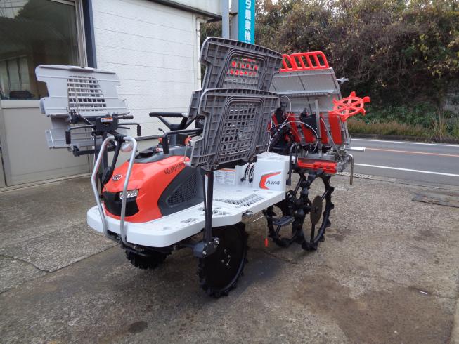 クボタ 田植機 写真