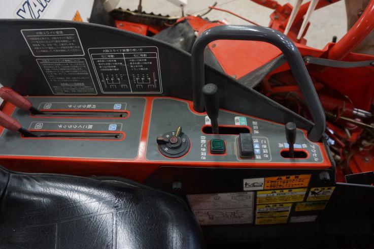 コンバイン Ee4 写真７