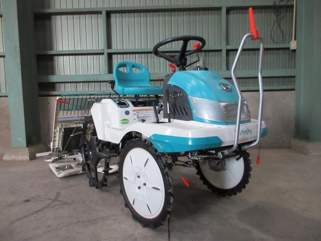 クボタ 田植機 写真