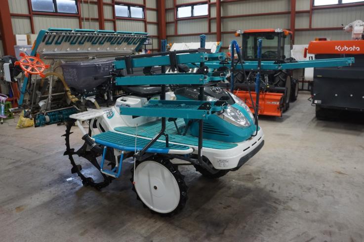 クボタ 田植機 写真
