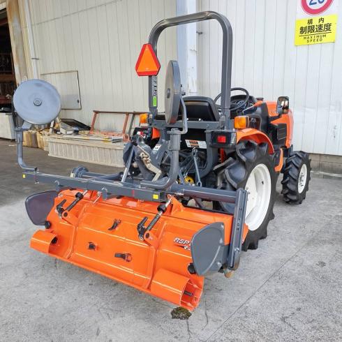 トラクター NB23 写真３