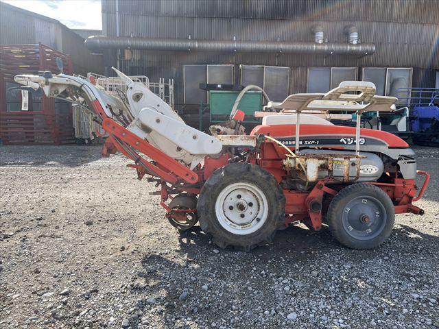 野菜移植機 SKP-1 写真２