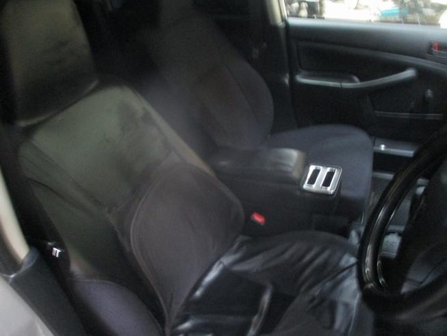 自家用小型貨物車 サクシード 写真６