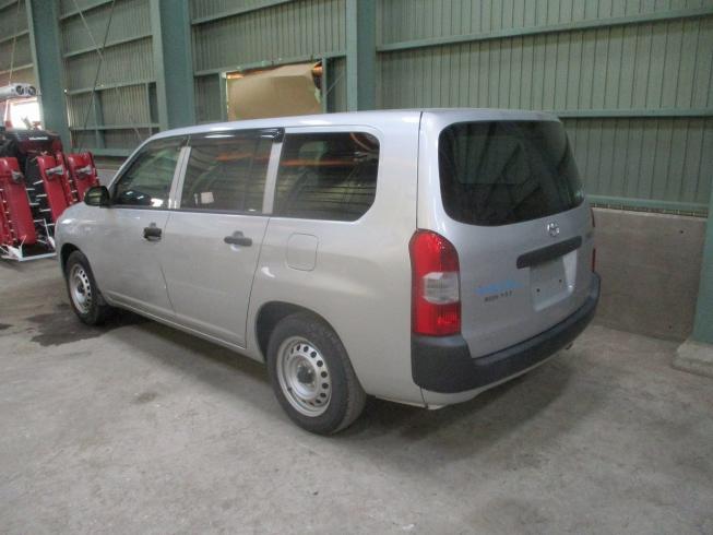 自家用小型貨物車 サクシード 写真４