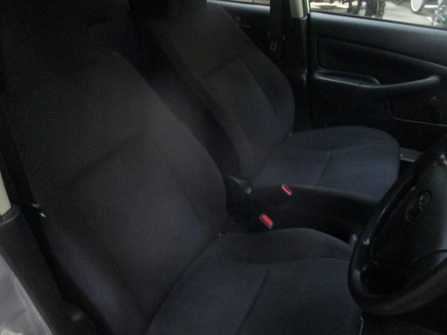 自家用小型貨物車 サクシード 写真６