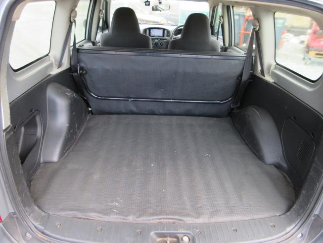 自家用小型貨物車 プロボックス 写真12