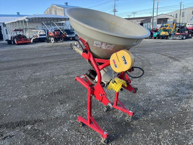 ブロードキャスター CF200 写真３