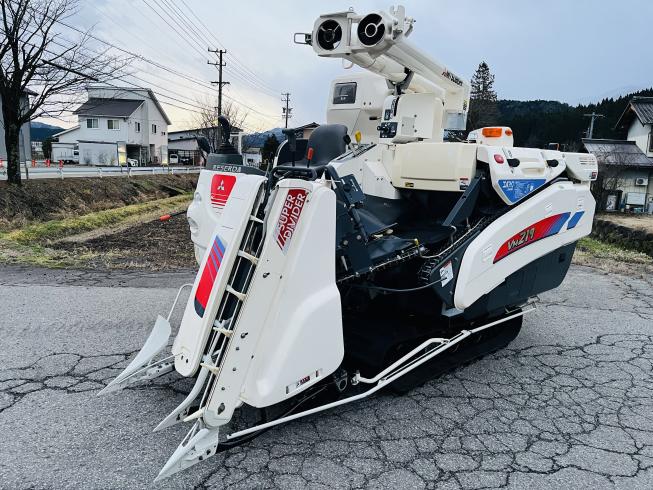 三菱 コンバイン 写真