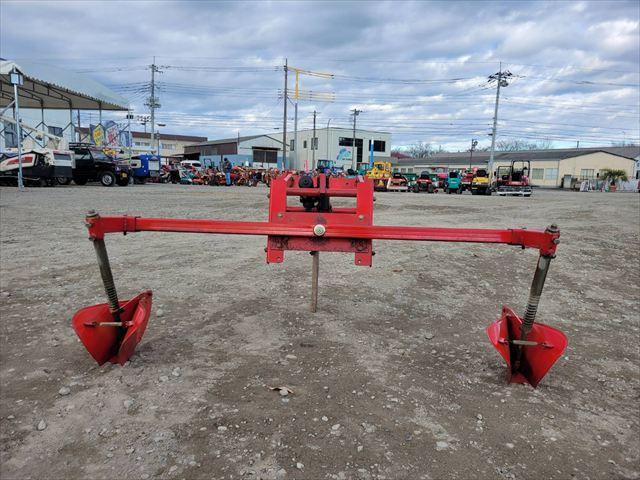 溝切機 不明 写真４