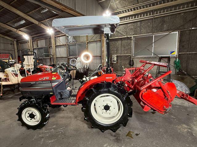 トラクター MT241 写真３