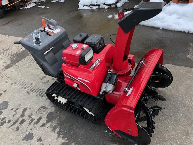 除雪機 HSM1380iJR 写真２