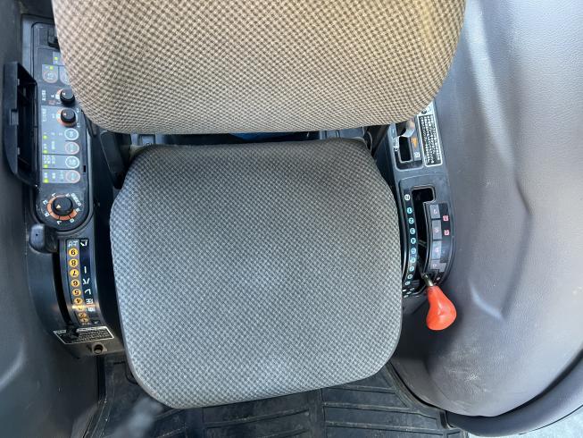 トラクター KL33FQBMAWF7 写真９