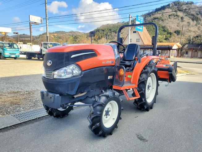 クボタ トラクター 写真