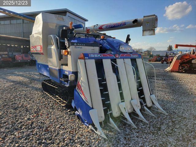 イセキ コンバイン 写真