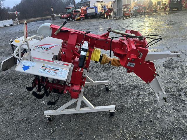 畦塗機 KN307E 写真２