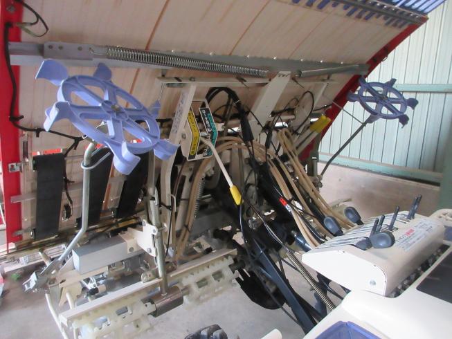 田植機 LV5A 写真７