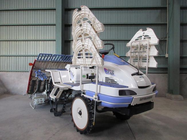 三菱 田植機 写真