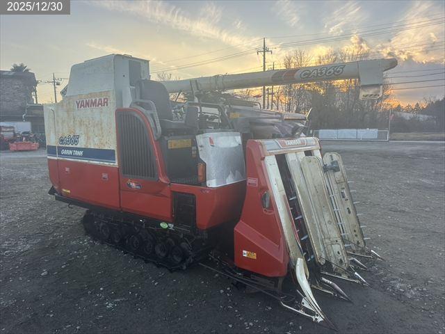 ヤンマー コンバイン 写真