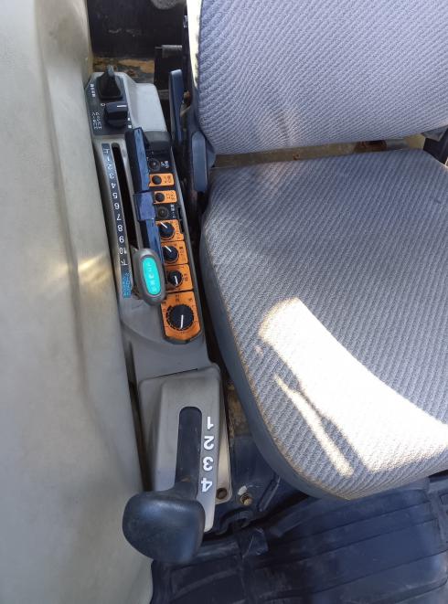 トラクター EF334 写真５