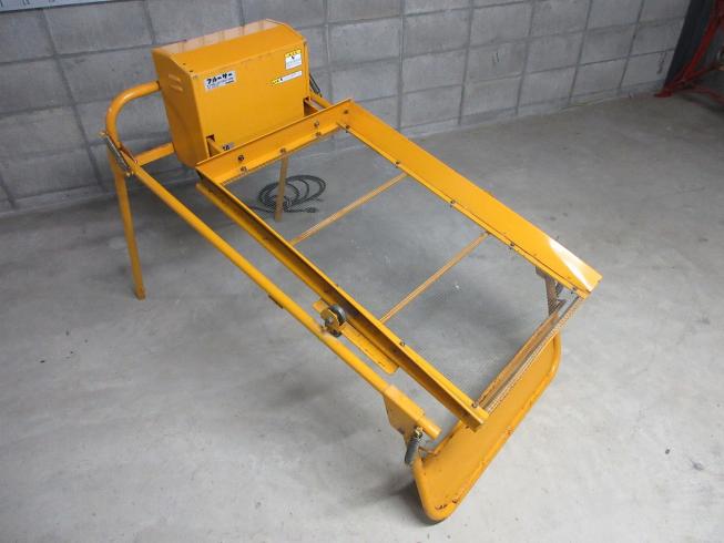 ふるい機 KV-M3 写真２