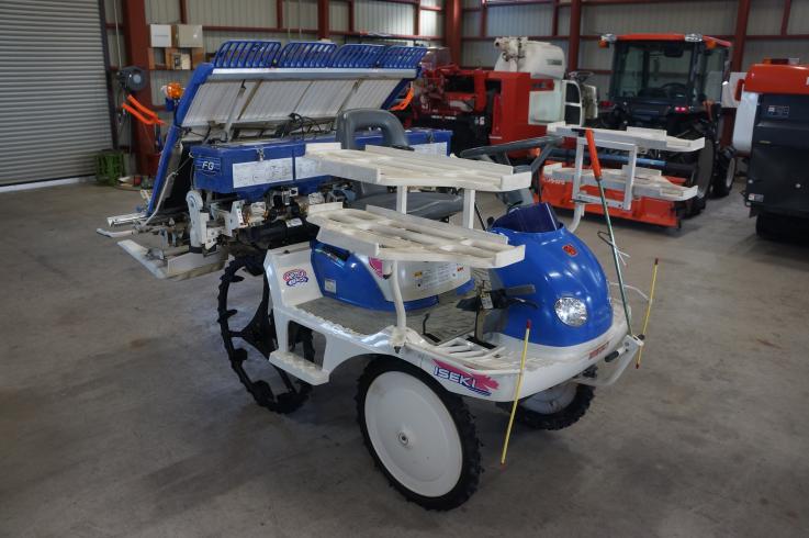 イセキ 田植機 写真