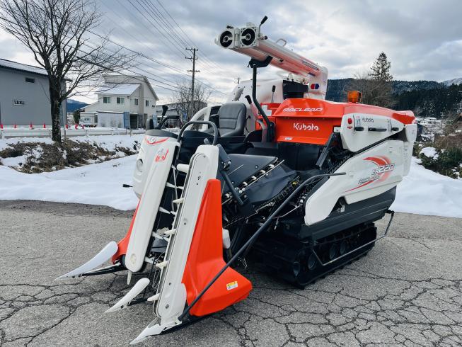 クボタ コンバイン 写真