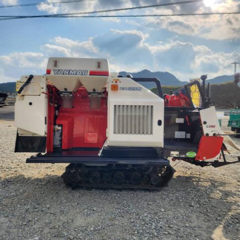 コンバイン CA125M 写真４