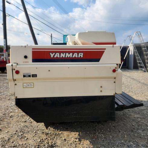 コンバイン CA125M 写真３