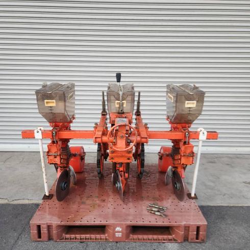 サン機工 播種機 写真