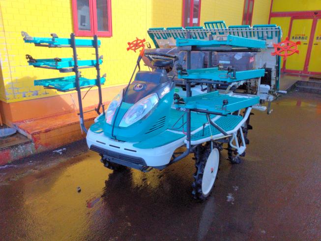 クボタ 田植機 写真