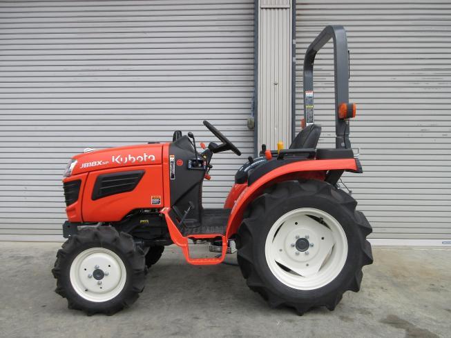 トラクター JB18XSPBSMAG 写真３
