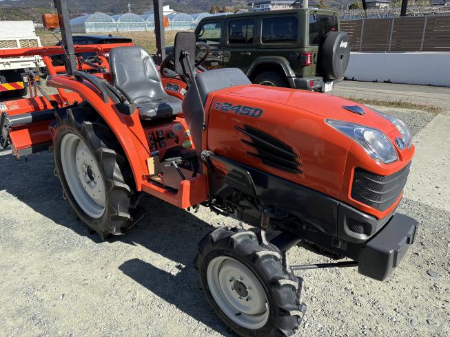 トラクター T245D 写真12