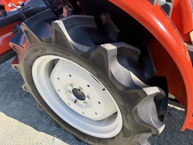 トラクター T245D 写真７