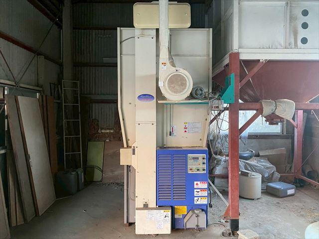 穀物乾燥機 RTS18-W 写真２