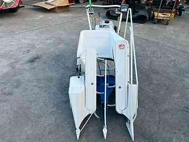 イセキ ハーベスター 写真