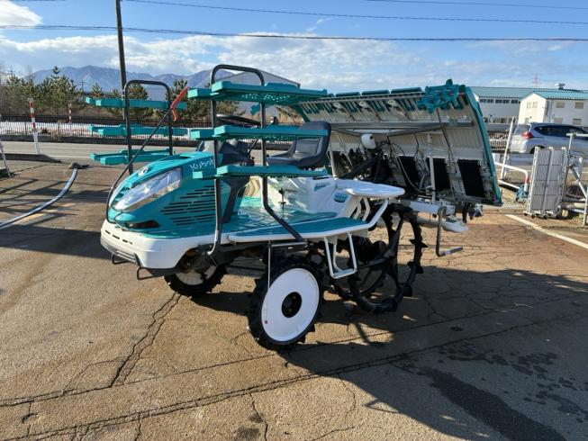 クボタ 田植機 写真