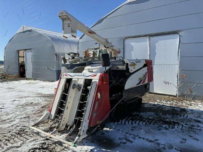 ヤンマー コンバイン 写真