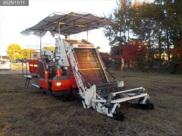 ヤンマー 玉葱収穫機 写真