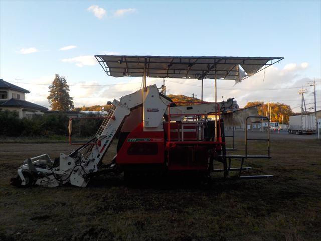 玉葱収穫機 TP1200 写真４