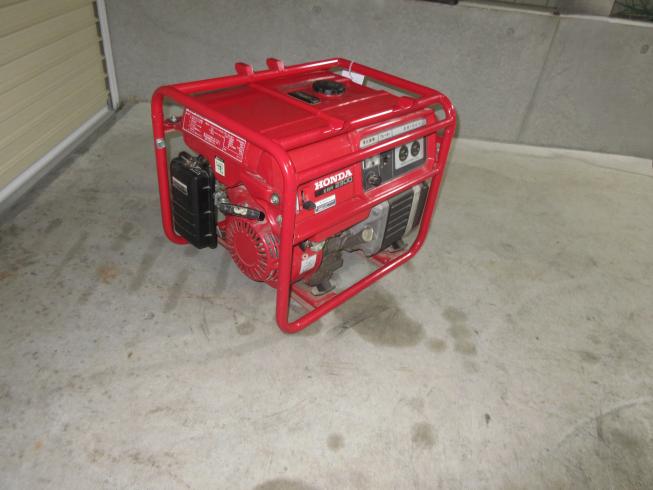 ホンダ 発電機 写真