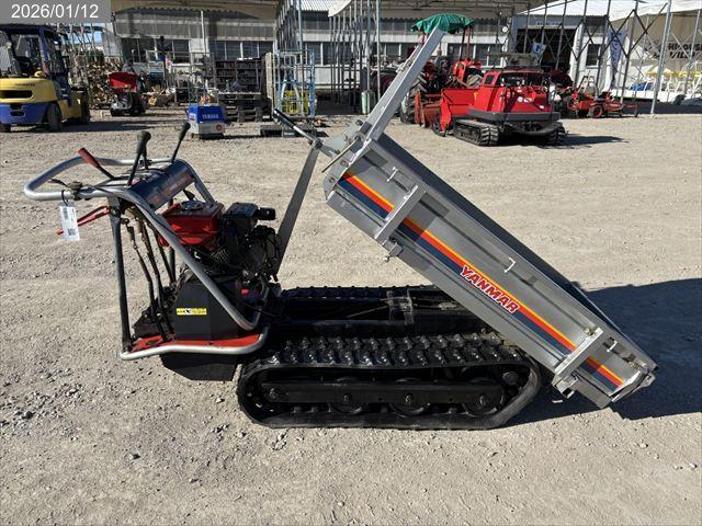 ヤンマー 運搬車 写真