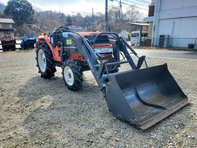 クボタ トラクター 写真