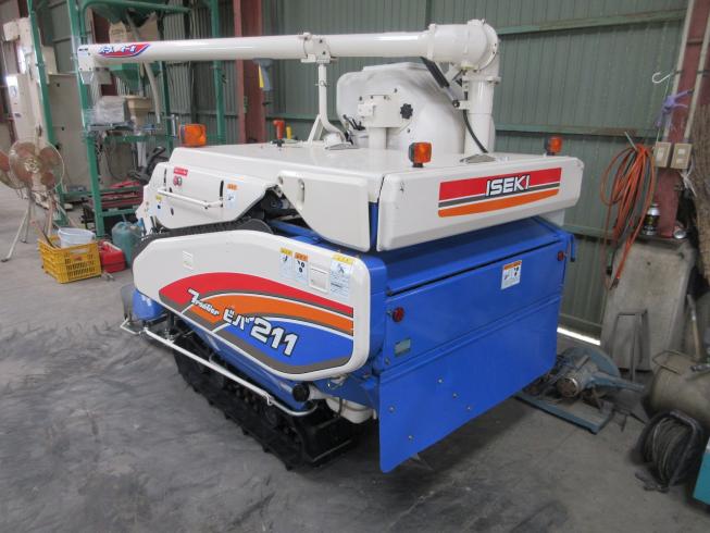 コンバイン HVB211G-EZKHWC 写真５