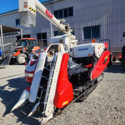 ヤンマー コンバイン 写真