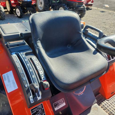 トラクター B52 写真７