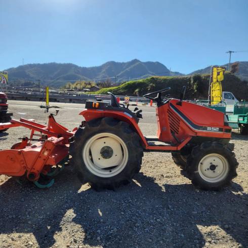 トラクター B52 写真６
