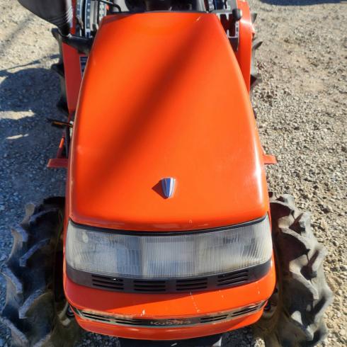 トラクター B52 写真２